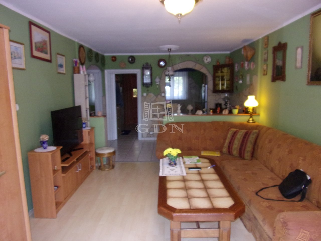 Small Image 1